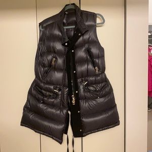 Authentic Moncler vest size 1